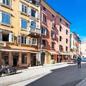 Nel Centro Appartamento Rovigno
